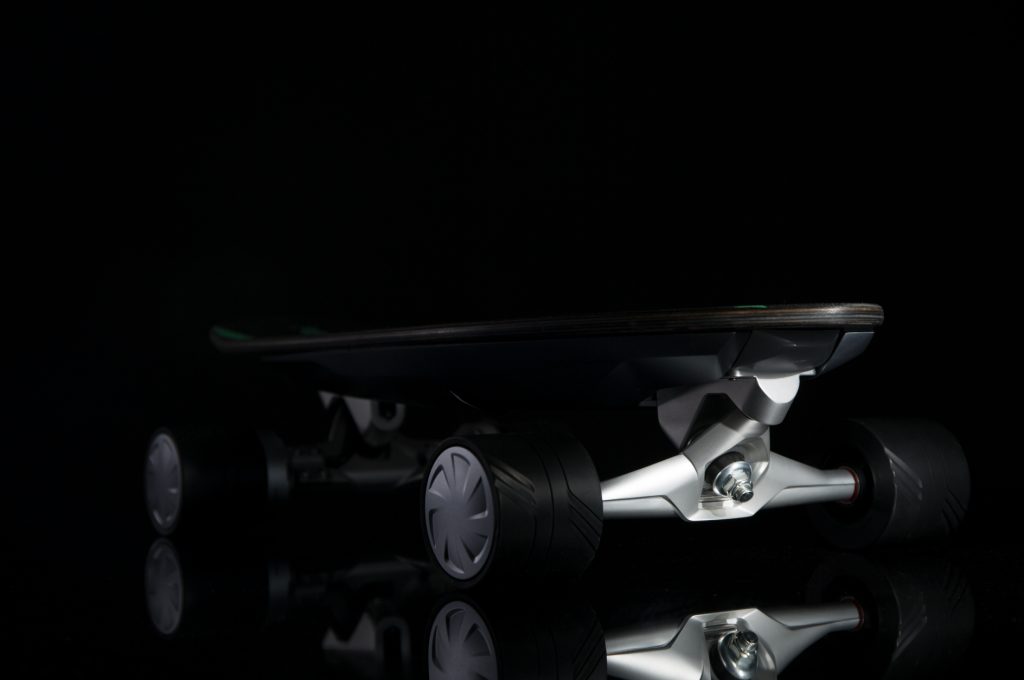 lure Med andre ord Forkert WALNUTT SPECTRA Wins 6 Best Mini Electric Skateboards on Ezvid Wiki –  WALNUTT